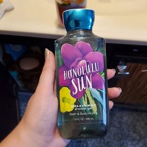 Bath & body works shower gel